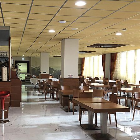 Castahotel Castagnito Luaran gambar