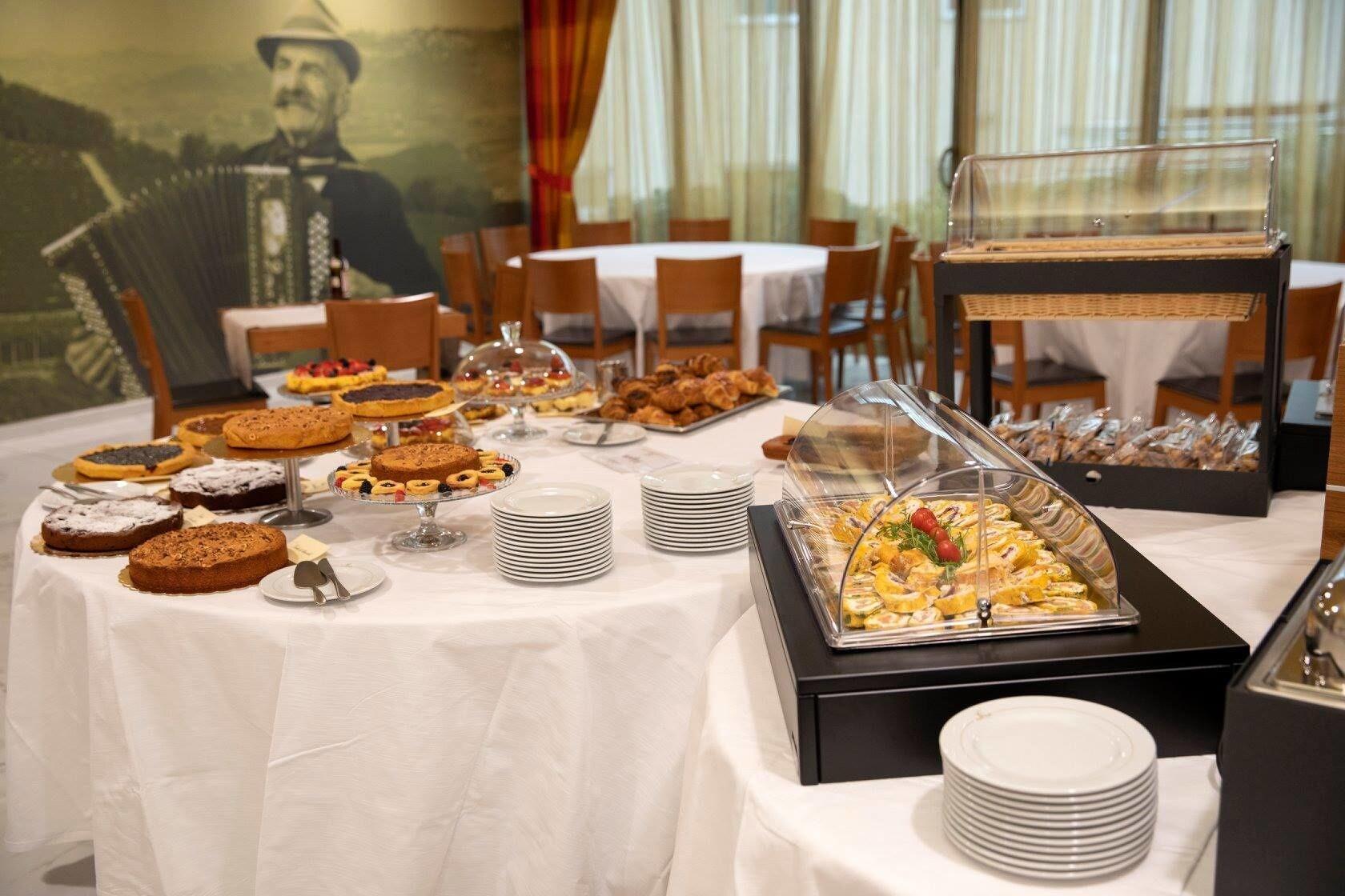 Castahotel Castagnito Luaran gambar